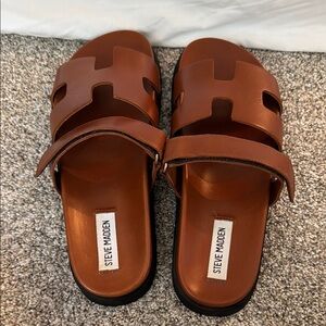Steve Madden Mayven Camel Leather Sandals